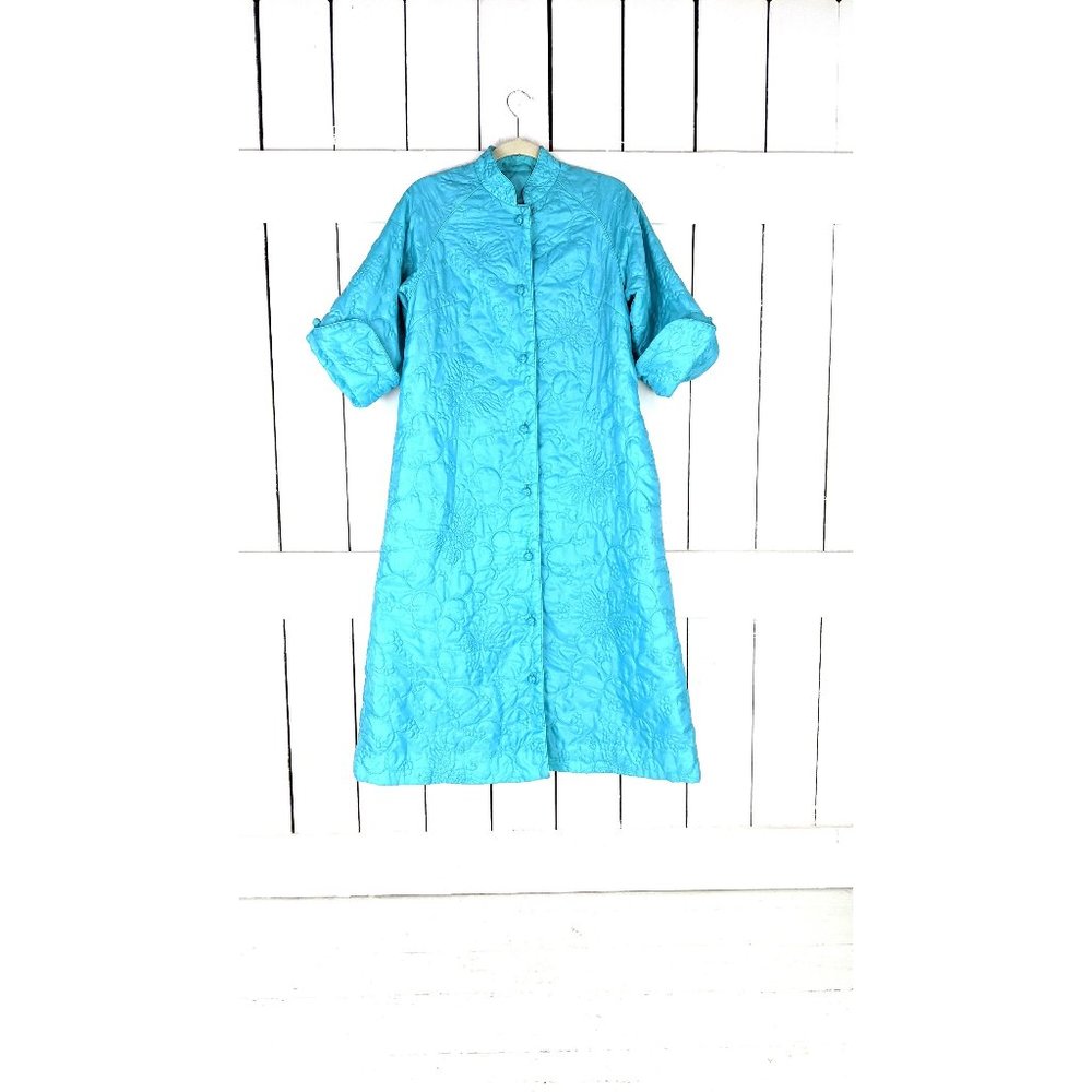 Vintage light blue quilted floral butterfly long kimono robe jacket